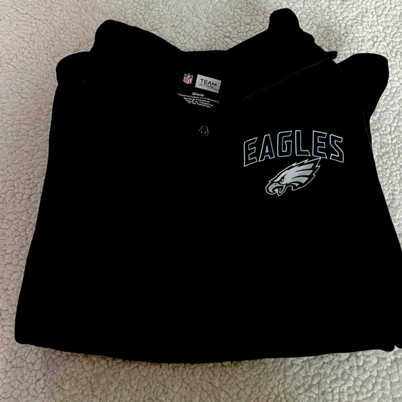 NFL Team Apparel Philadelphia Eagles Pullover Zip - Picture 1 of 4